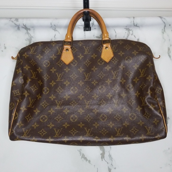 Louis Vuitton Handbags - Louis Vuitton Monogram Speedy 35